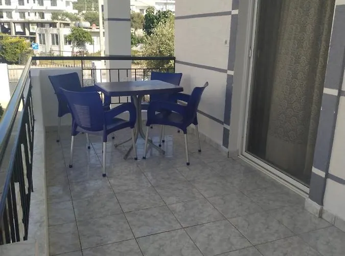 Апартаменты Alex Ксамил